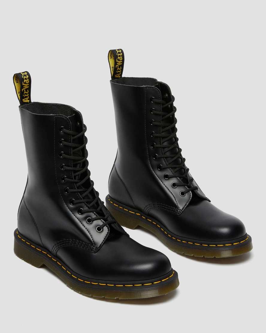 Black Smooth Leather Dr Martens 1490 Smooth Leather Women's Lace Up Boots | 7308-LXSGY