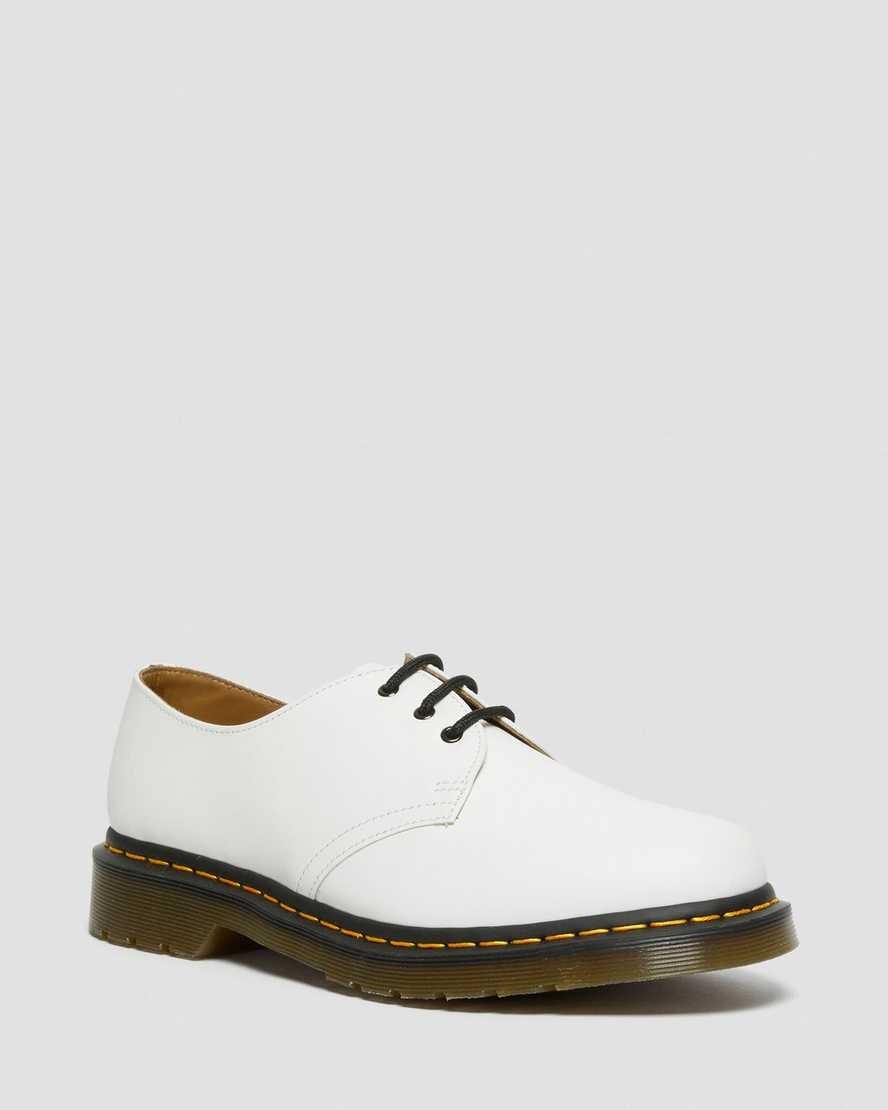 White Smooth Leather Dr Martens 1461 Smooth Leather Men's Oxford Shoes | 8235-IOPEU